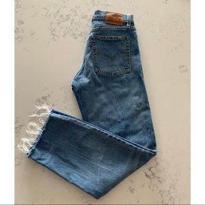 Levi’s Straight Leg Jeans NWOT - size 26